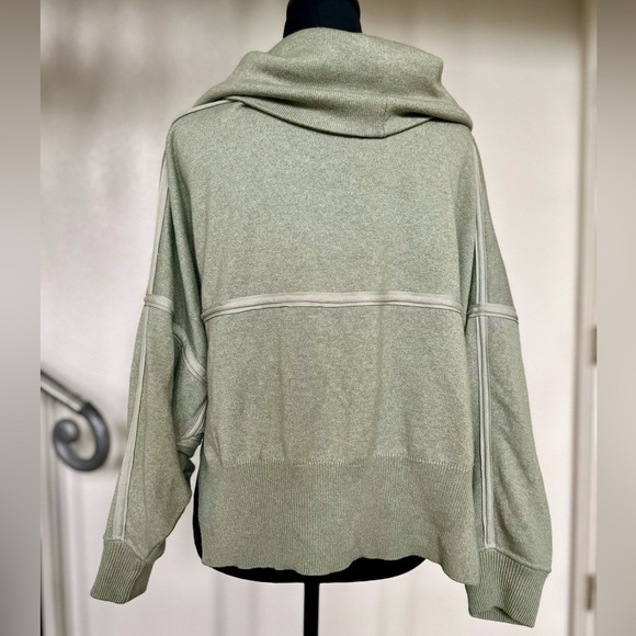 Stella McCartney Cashmere Silk Blend Sweater - Picture 5 of 11